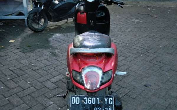 HONDA SCOOPY