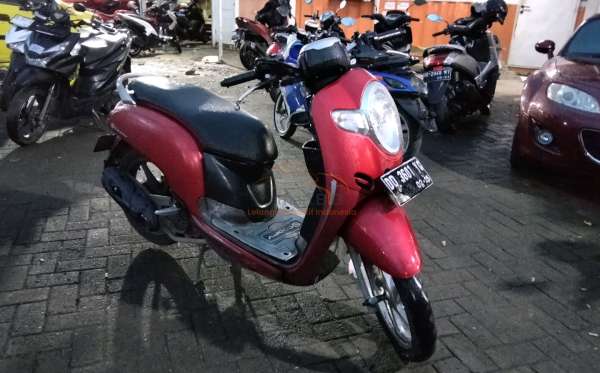 HONDA SCOOPY