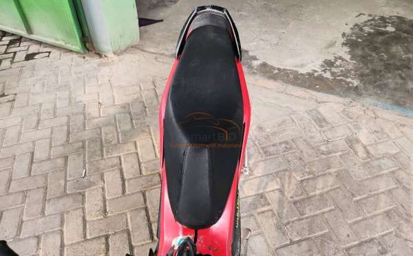 HONDA SONIC 150 R