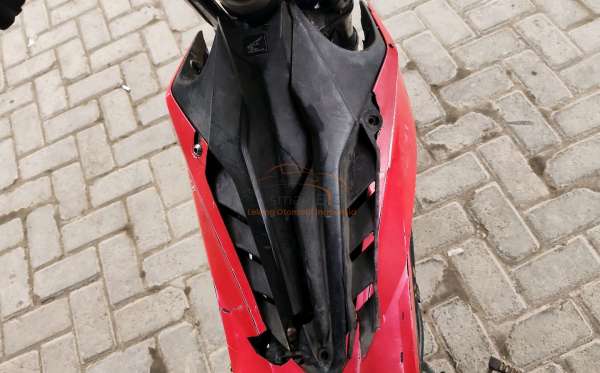 HONDA SONIC 150 R