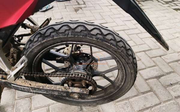 HONDA SONIC 150 R