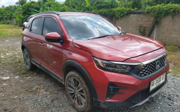 HONDA DG48 1.5 RS CVT Z