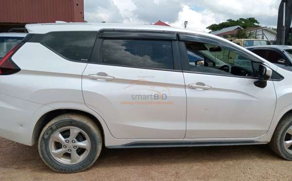 MITSUBISHI XPANDER 1.5L EXCEED