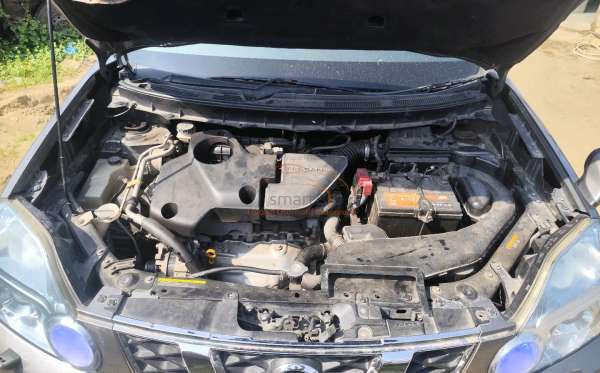 NISSAN X TRAIL