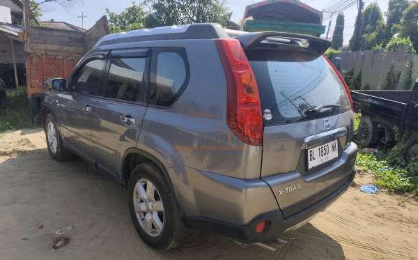 NISSAN X TRAIL