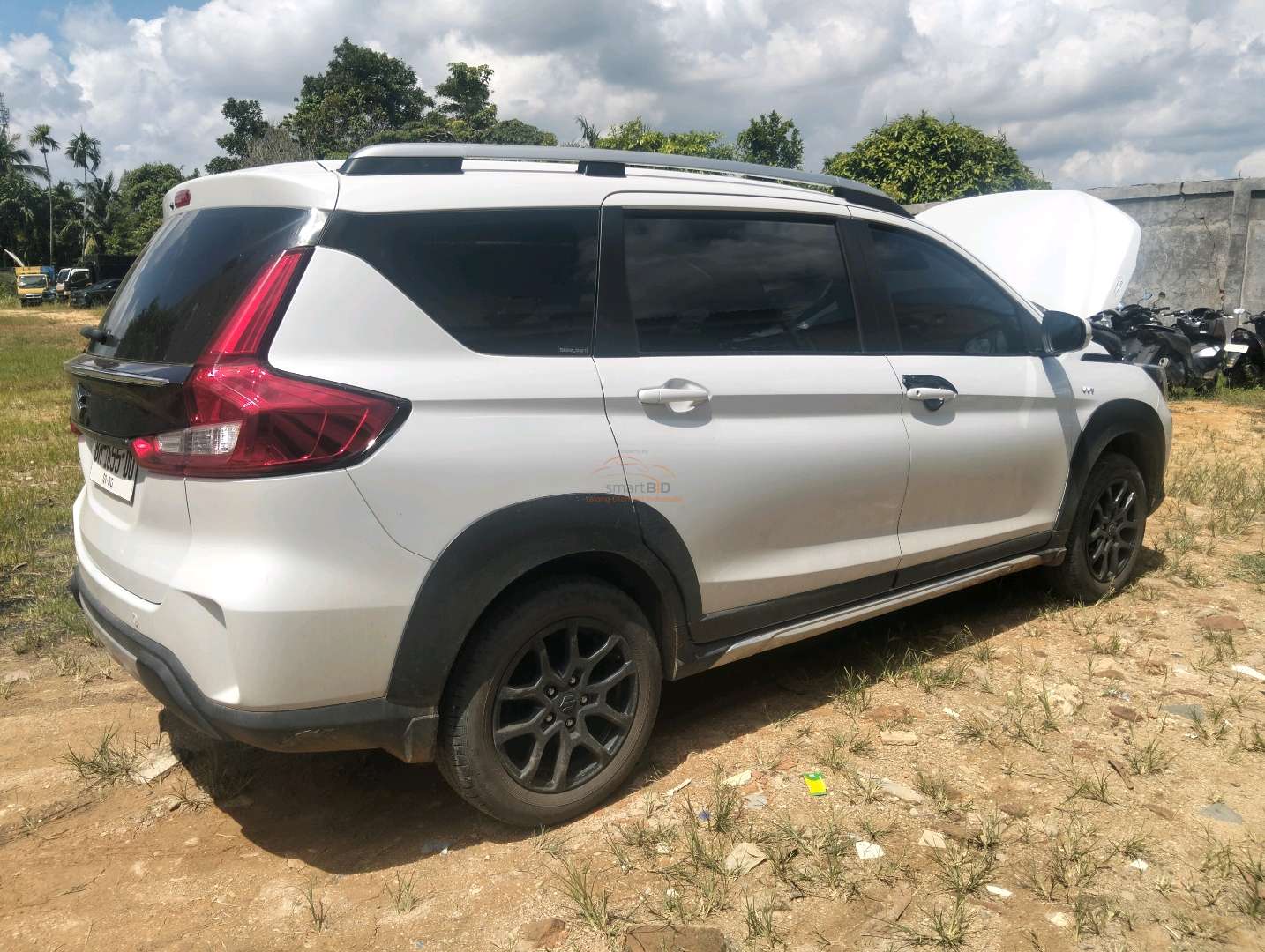 SUZUKI XL7