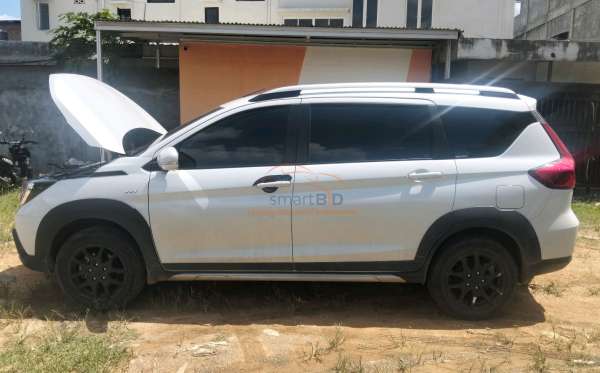 SUZUKI XL7