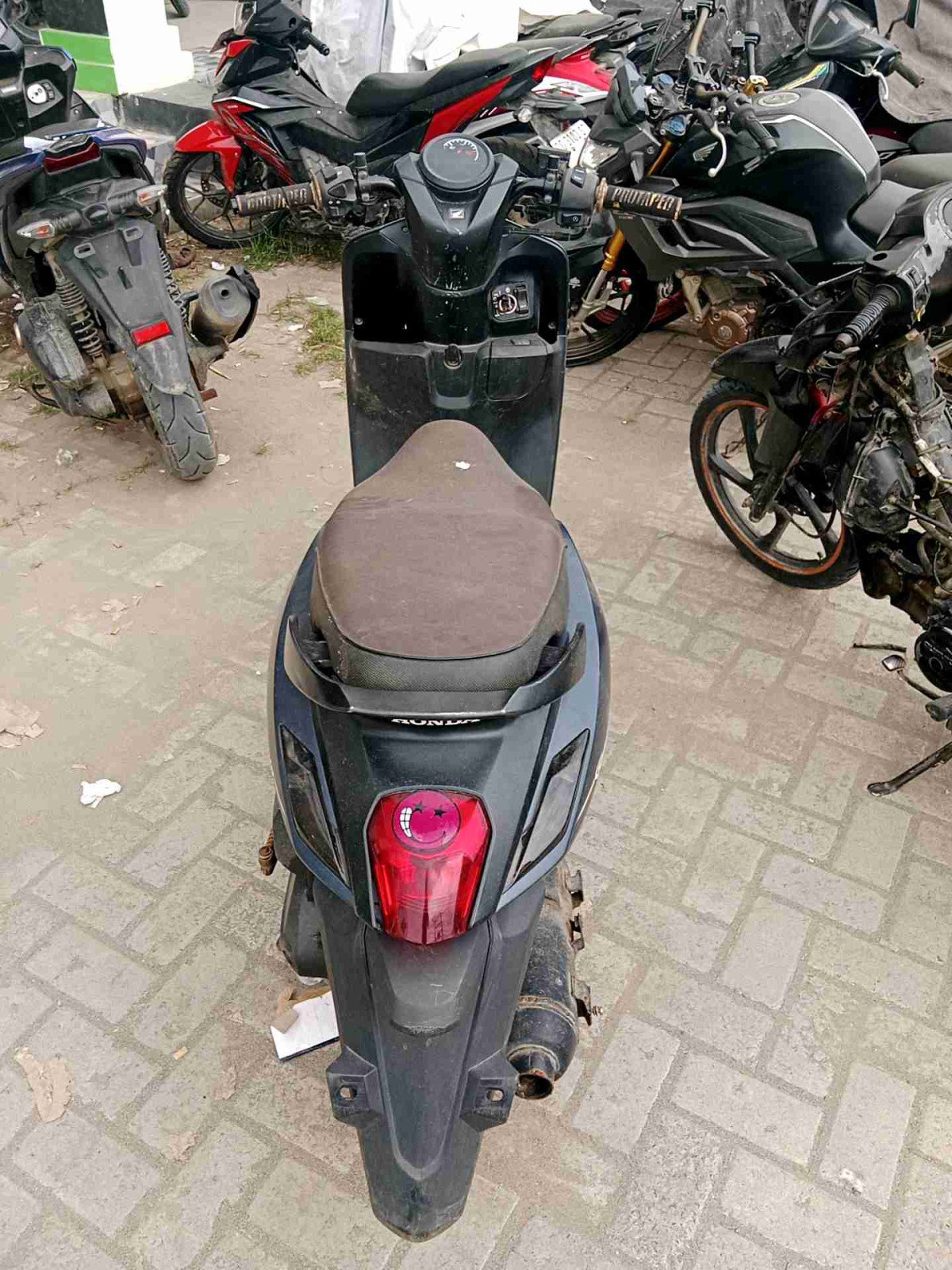 HONDA GENIO