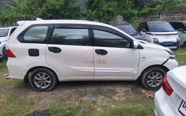 TOYOTA AVANZA G