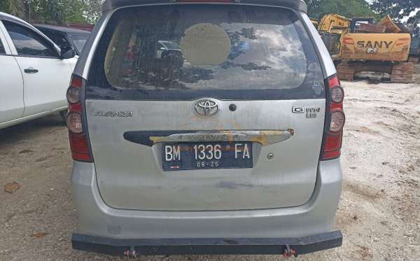 TOYOTA AVANZA
