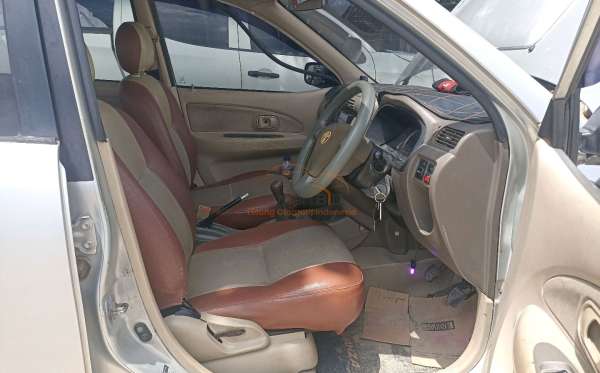 TOYOTA AVANZA