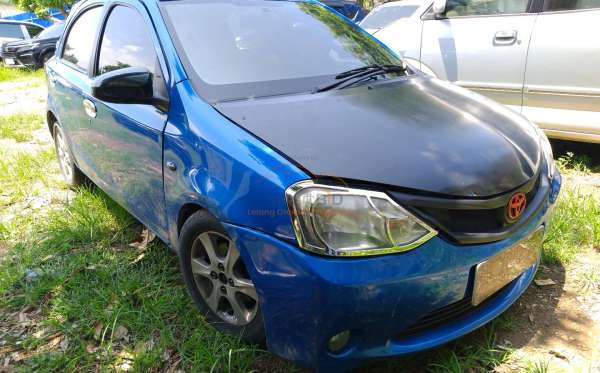 TOYOTA  ETIOS  1.2 E