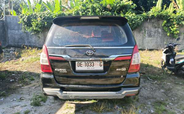 TOYOTA INNOVA