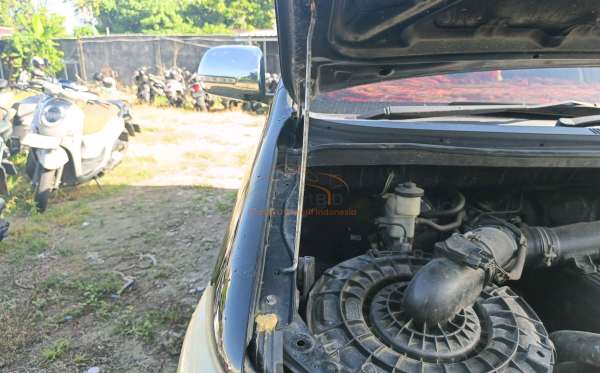 TOYOTA INNOVA