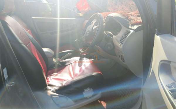 TOYOTA INNOVA