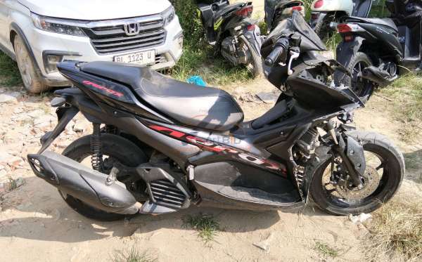YAMAHA AEROX 155