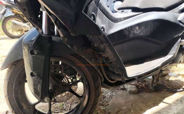 YAMAHA  NMAX