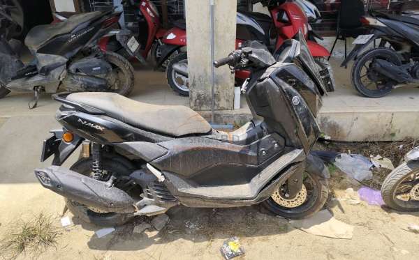 YAMAHA  NMAX