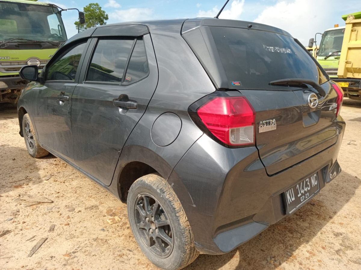 DAIHATSU AYLA 1.0 X