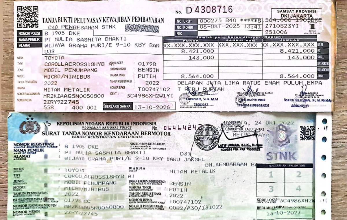 TOYOTA COROLLA CROSS HYBRID