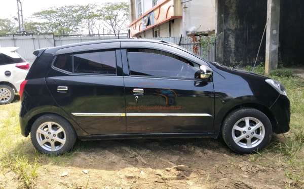 DAIHATSU AYLA