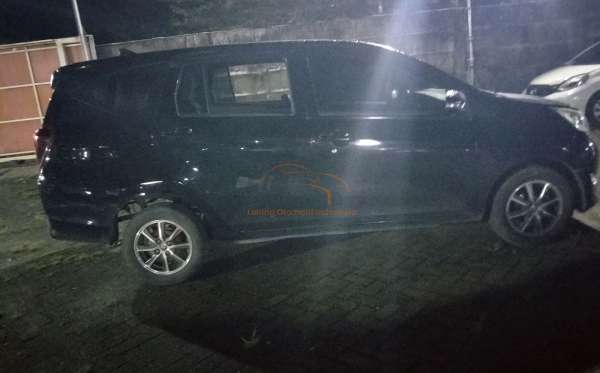 DAIHATSU SIGRA R