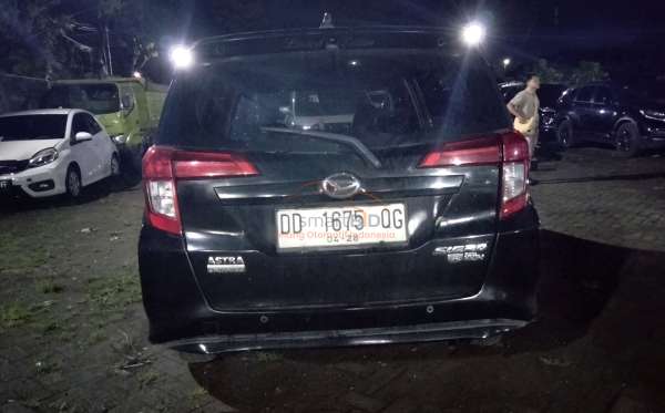 DAIHATSU SIGRA R