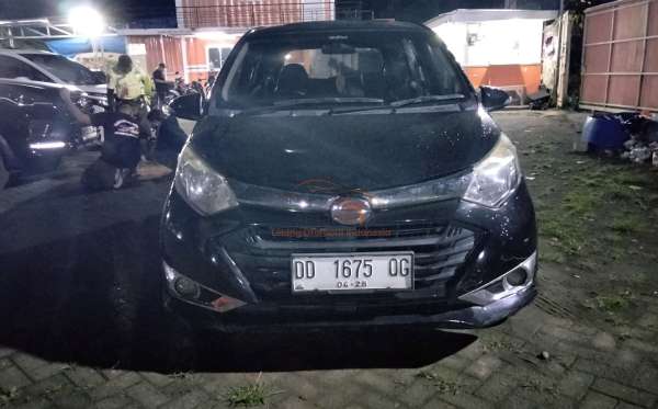 DAIHATSU SIGRA R