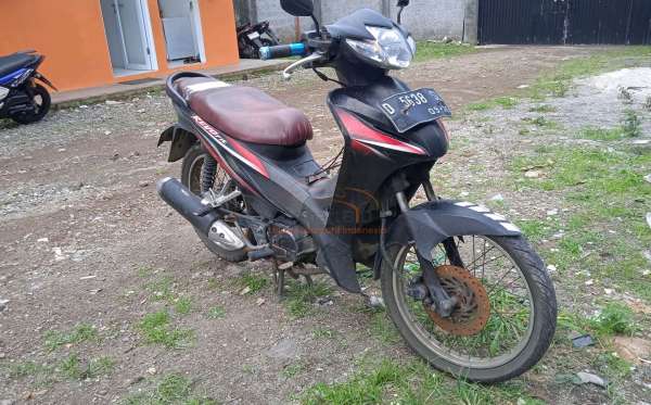 HONDA ABSOLUTE REVO