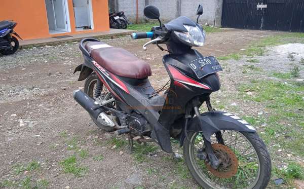 HONDA ABSOLUTE REVO