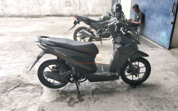 HONDA  BEAT