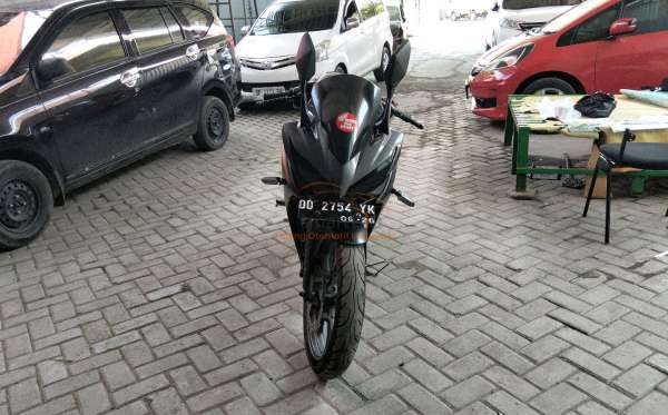 HONDA CBR 150 R