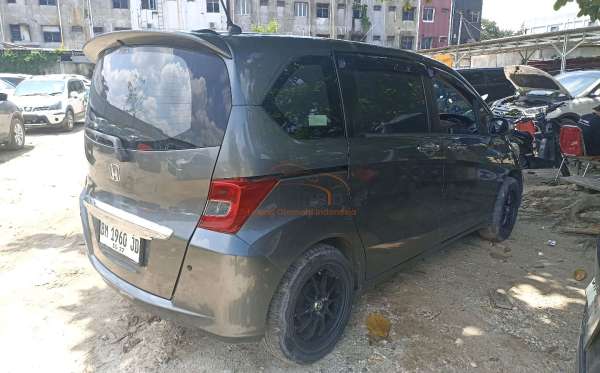 HONDA FREED GB3 1.5 E