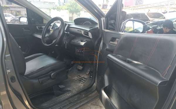 HONDA FREED GB3 1.5 E