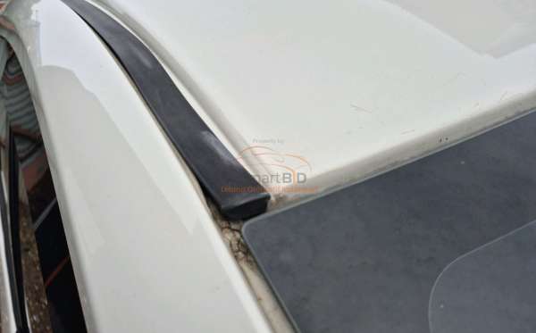 HONDA  MOBILIO  DD4 1.5E