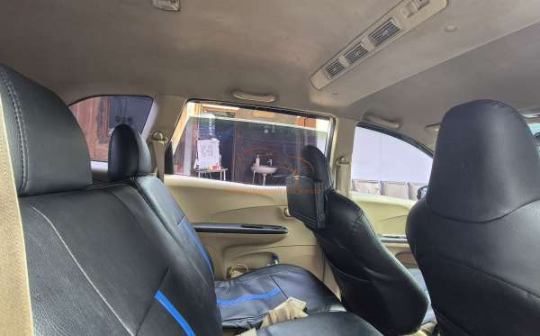 HONDA  MOBILIO  DD4 1.5E