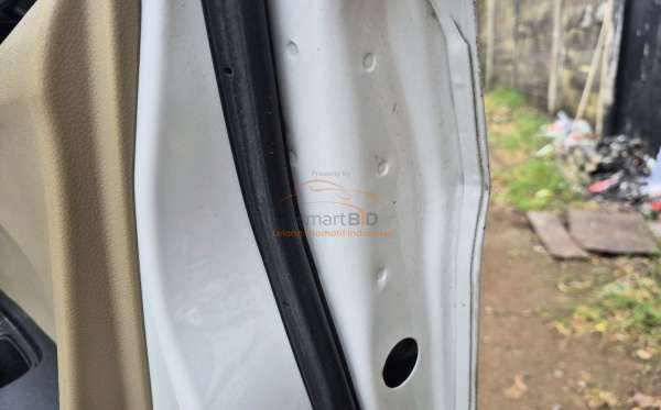 HONDA  MOBILIO  DD4 1.5E