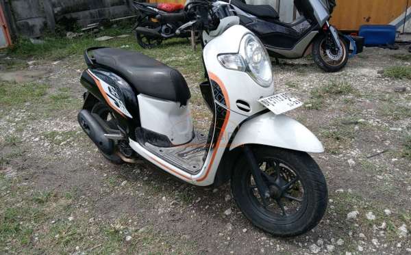 HONDA SCOOPY