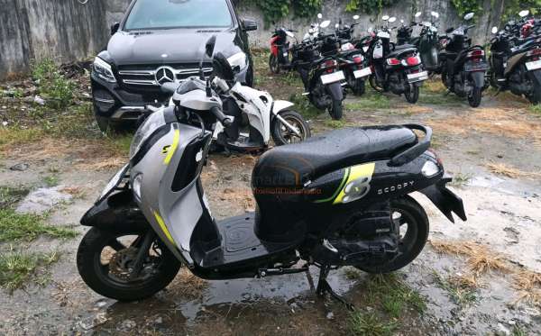 HONDA SCOOPY