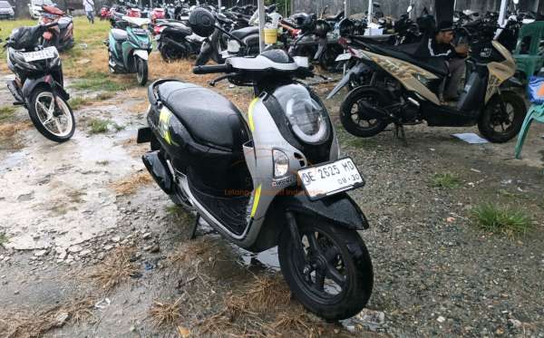 HONDA SCOOPY