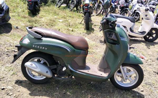 HONDA  SCOOPY
