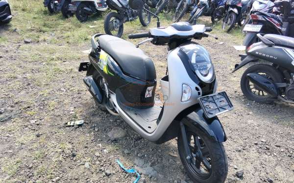 HONDA  SCOOPY