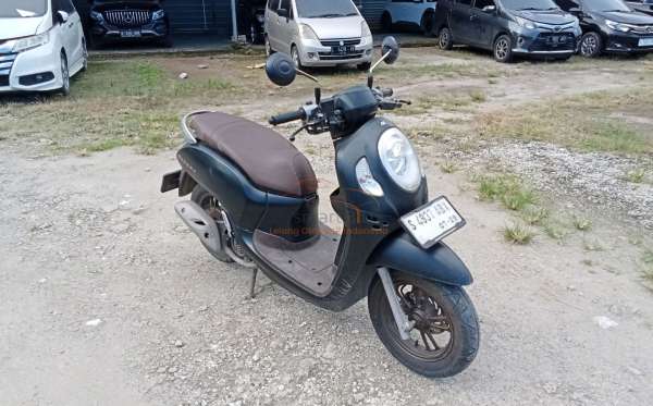 HONDA SCOOPY