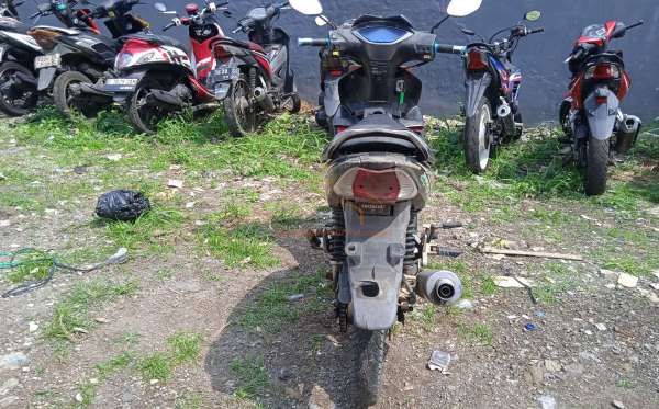 HONDA  SUPRA X