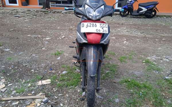 HONDA  SUPRA X