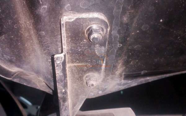 MITSUBISHI PAJERO SPORT DAKAR