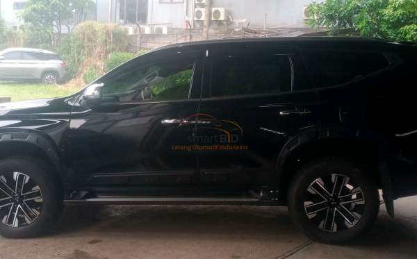 MITSUBISHI PAJERO SPORT DAKAR