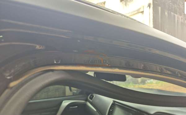 MITSUBISHI PAJERO SPORT DAKAR