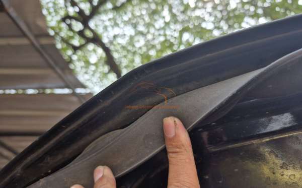 MITSUBISHI PAJERO SPORT DAKAR