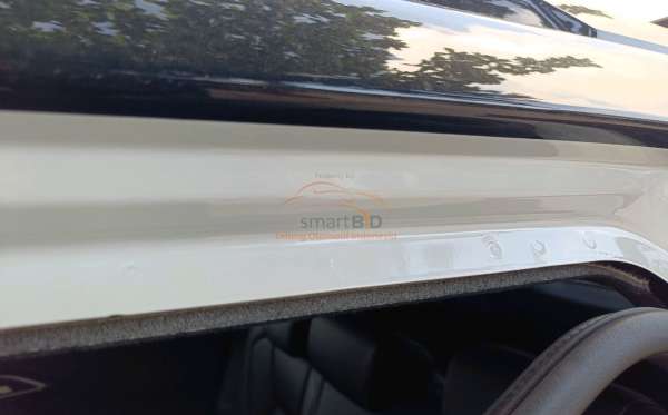 MITSUBISHI XFORCE ULTIMATE